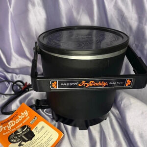 Fry Daddy electric deep fryer 

Presto black